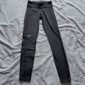 Under Armour Leggings. (A)